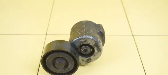 Alfa Romeo Giulietta Power steering belt tensioner 51824328 940A1000