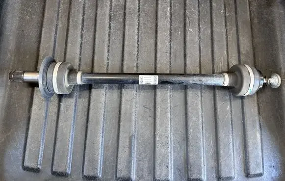 BMW 6 G32 Gran Turismo Rear driveshaft 8639465 18B1645G0456