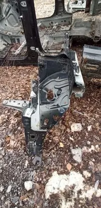 Front quarter panel