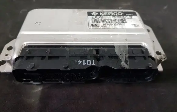 KIA Cerato Gearbox control unit/module 9544023030