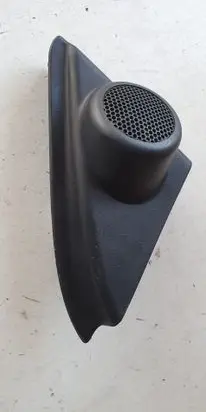Toyota Auris E180 Front door glass trim molding