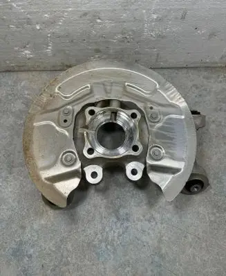 BMW i3 Rear wheel hub 6852162 33326852162 6863444