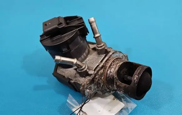 BMW 3 F30 F35 F31 EGR valve 7810871 IMPRK1586547