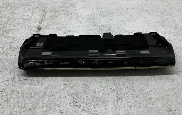 Jeep Grand Wagoneer Central console control unit P68423822AG TKDKA282199999