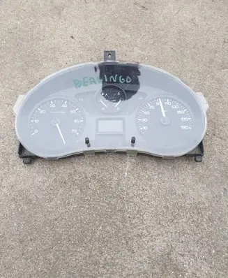 Citroen Berlingo Speedometer (instrument cluster) 9801642280 503001316152