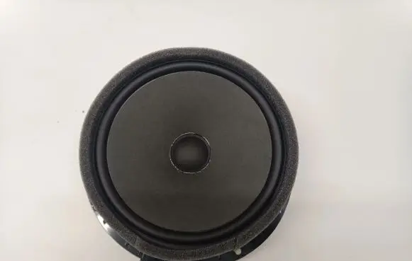 Audi A6 S6 C8 4K Front door speaker 4K0035415