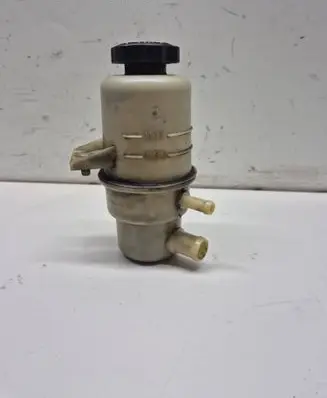 Brake fluid reservoir