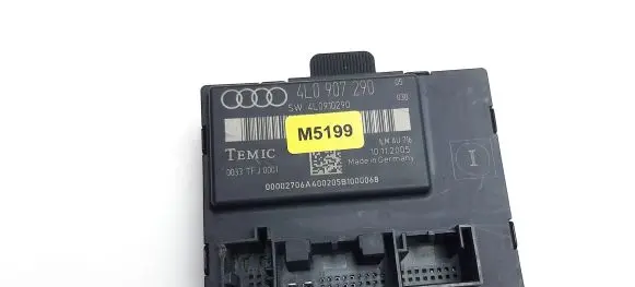 Audi Q7 4L Door control unit/module 4L0907290 M5199