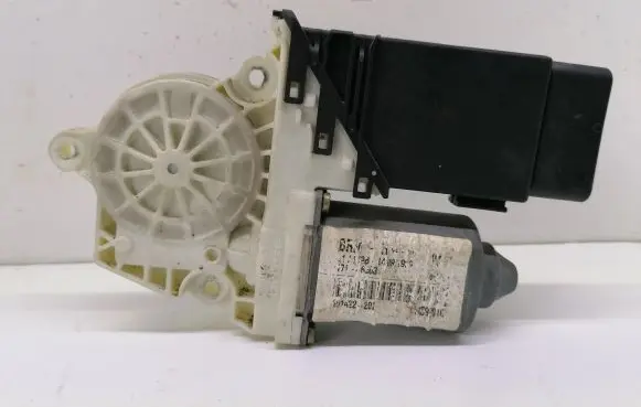 Volkswagen Bora Front door window regulator motor 101387 119433