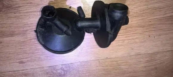BMW 3 E46 Oil breather separator 7501566