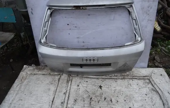 Audi A4 S4 B6 8E 8H Tailgate/trunk/boot lid