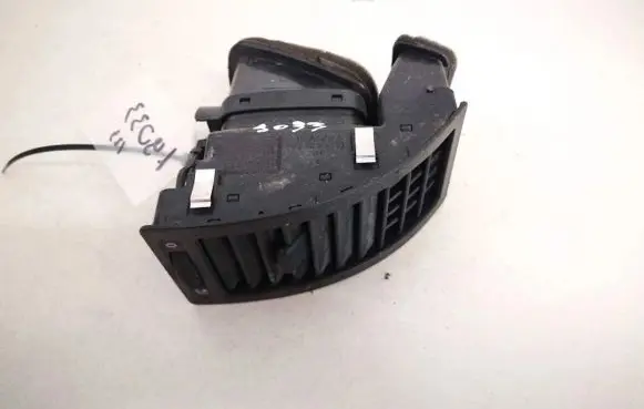 Volkswagen Polo Dash center air vent grill 6q0819703