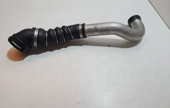 BMW 5 E60 E61 Intercooler hose/pipe 7790089 11834410