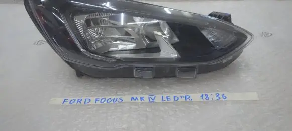Ford Focus Headlight/headlamp MX7B13E014CD