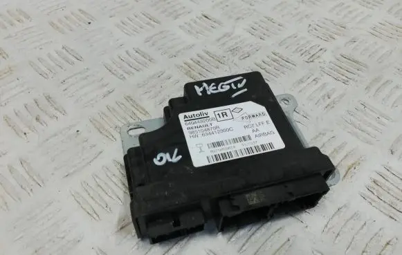 Renault Megane IV Airbag control unit/module 985104870R 640443200B 634412300C