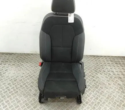 Volvo XC40 Front driver seat 32206618 32338504