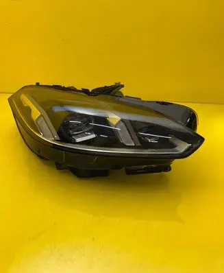 BMW 1 F70 Headlight/headlamp 5A32B52-10