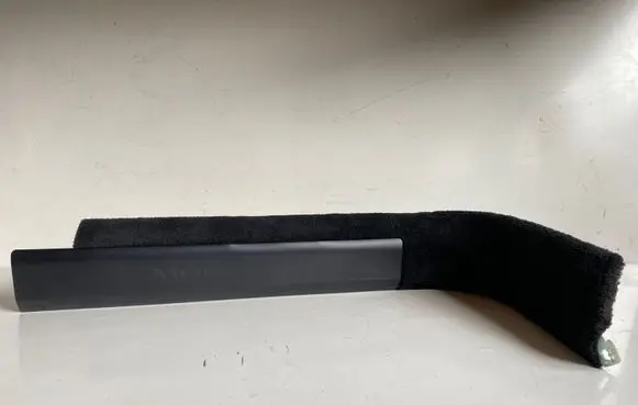 Tesla Model S (A) pillar trim 156607599C 1566075