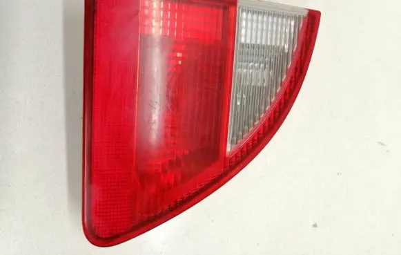 Ford Galaxy Tailgate rear/tail lights 964365016 YM2113A603AB