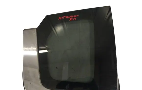 Mitsubishi Outlander IV Rear side window 