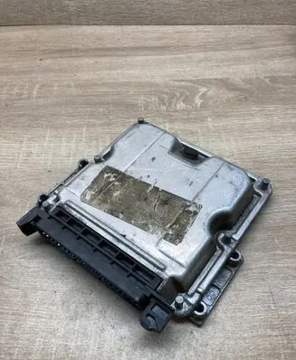 Peugeot 407 Engine control unit/module ECU 9635156580 0281001977