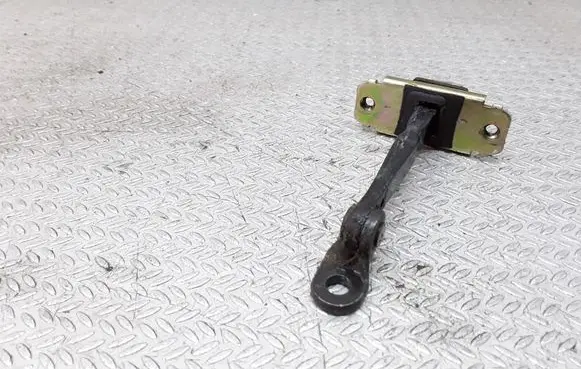 Hyundai Terracan Front door check strap stopper
