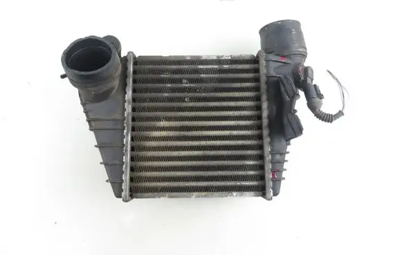Volkswagen Golf IV Intercooler radiator 1J0145803F
