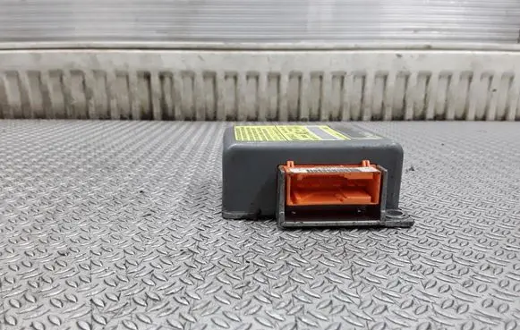 Mitsubishi Carisma Airbag control unit/module MR158433 0285001127