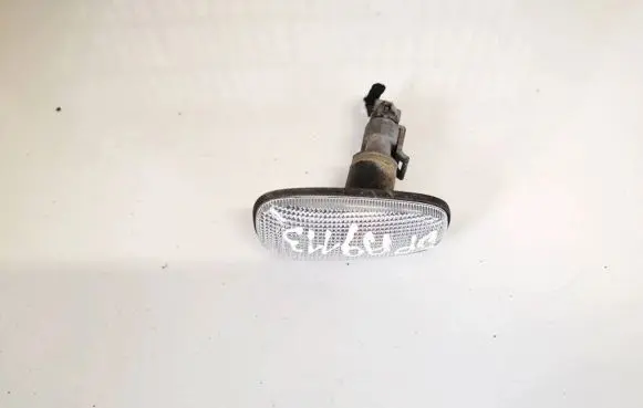 Opel Astra G Front fender indicator light