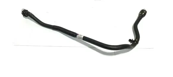 Engine coolant pipe/hose
