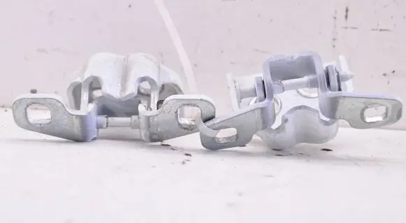 Dacia Sandero III Rear door hinge set 