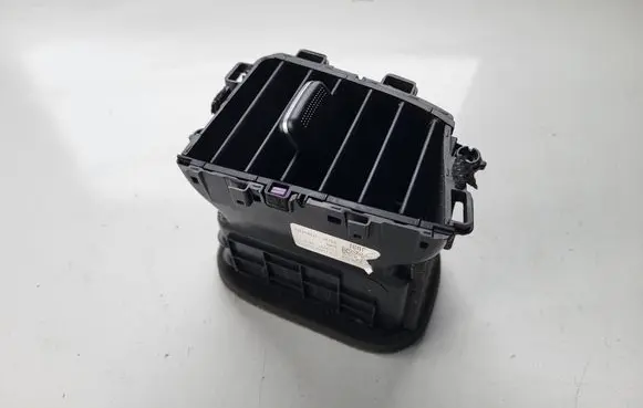 KIA Xceed Dashboard side air vent grill/cover trim