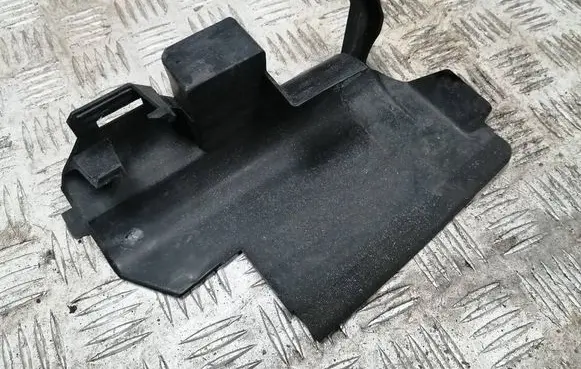 Ford Focus Intercooler air guide/duct channel F1EB8A261CA