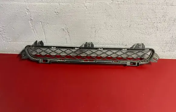 BMW X3 F25 Front bumper lower grill 7210466 51117210466