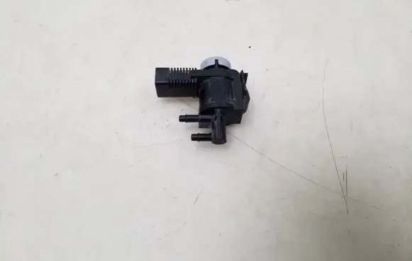 Audi A6 S6 C7 4G Turbo solenoid valve 1K0906283A