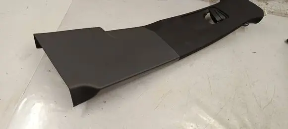 Porsche Cayenne (92A) (B) pillar trim (top) 7p5867240
