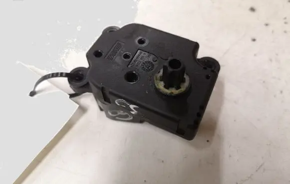 Citroen C5 Air flap motor/actuator P2861001UA31 P2861001