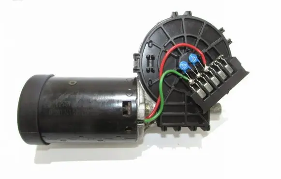 Mercedes-Benz E W210 Wiper motor