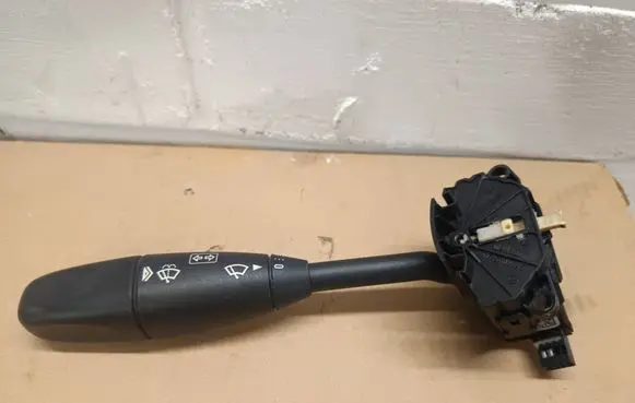 Mercedes-Benz CLS C219 Indicator stalk A1715400144 13470002 0141130503