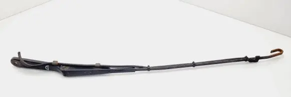 Nissan Primastar Front wiper blade arm 280005697B