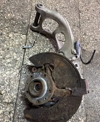 Peugeot 407 Front wheel hub