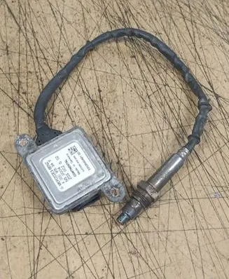 Mercedes-Benz S W222 Lambda probe sensor A0009058411