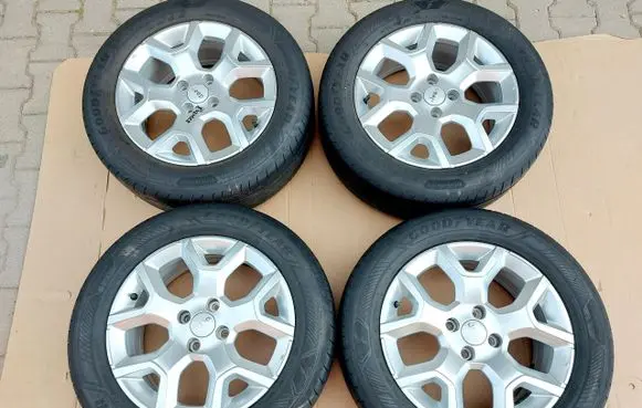 Jeep Avenger R17 alloy rim 52197382