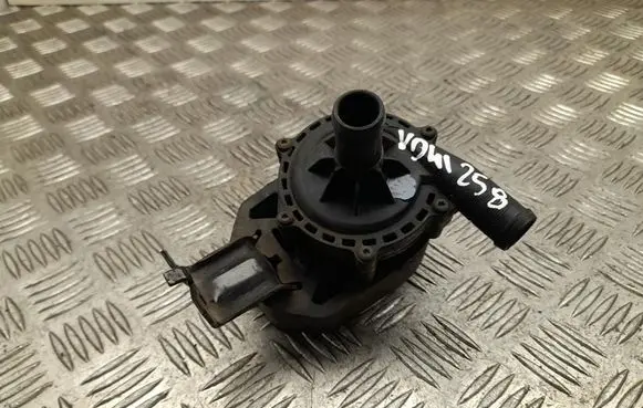 Tesla Model S Webasto circulation pump for autonomous heater 600736700C