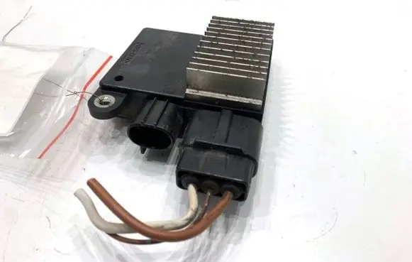 Mazda CX-3 Fan control module 4993003580