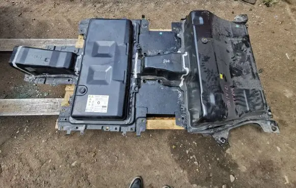 Citroen C4 III e-C4 Hybrid/electric vehicle battery tray 9847238580