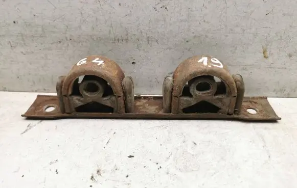 Muffler mount bracket/holder