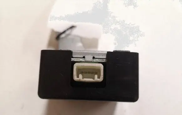 Toyota Corolla Verso AR10 Door control unit/module 897410F010 61B168000 10R021776
