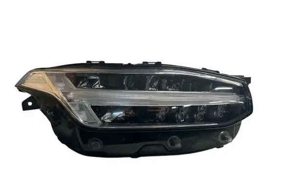 Volvo XC90 Headlight/headlamp 32228297