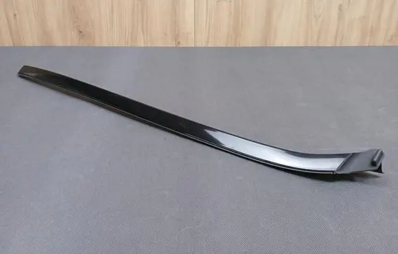 Mercedes-Benz E A207 Windshield trim 2076901462 A2076901462